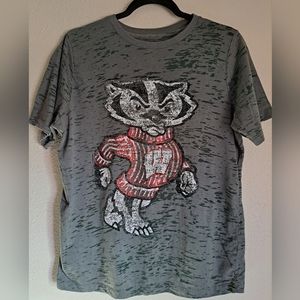 Three Square t-shirt 👕 in green and gray color size 2X